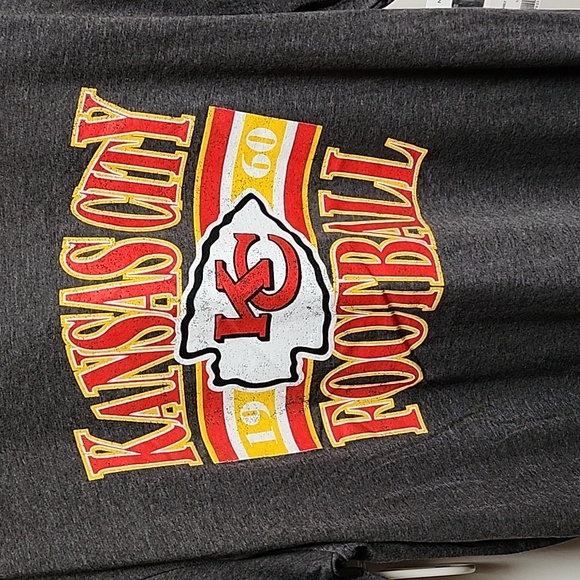 Kansas City football tshirt NWT - Picture 13 of 13